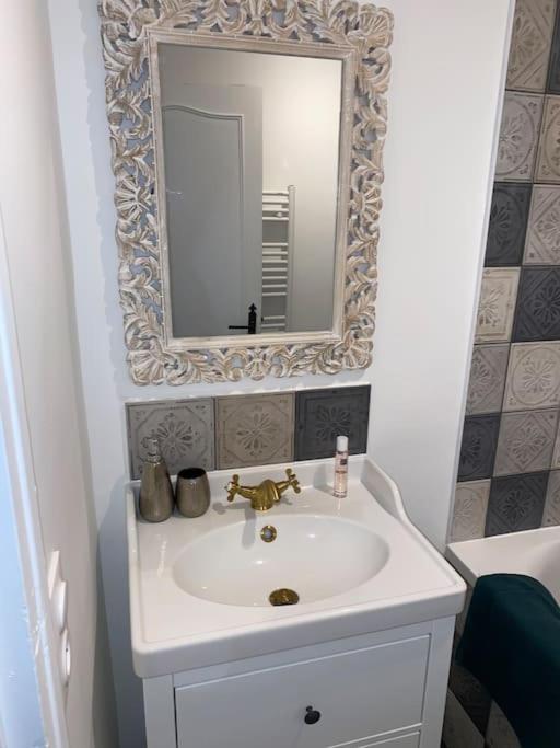 مونْسو لي مين Propre Spacieux Renove Pratique Proche Centre المظهر الخارجي الصورة